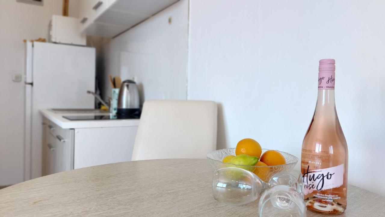 Sea Side Apartments ヴォディツェ エクステリア 写真