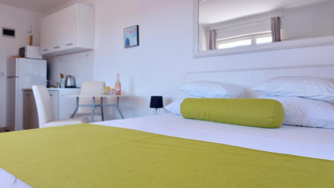 Sea Side Apartments ヴォディツェ エクステリア 写真